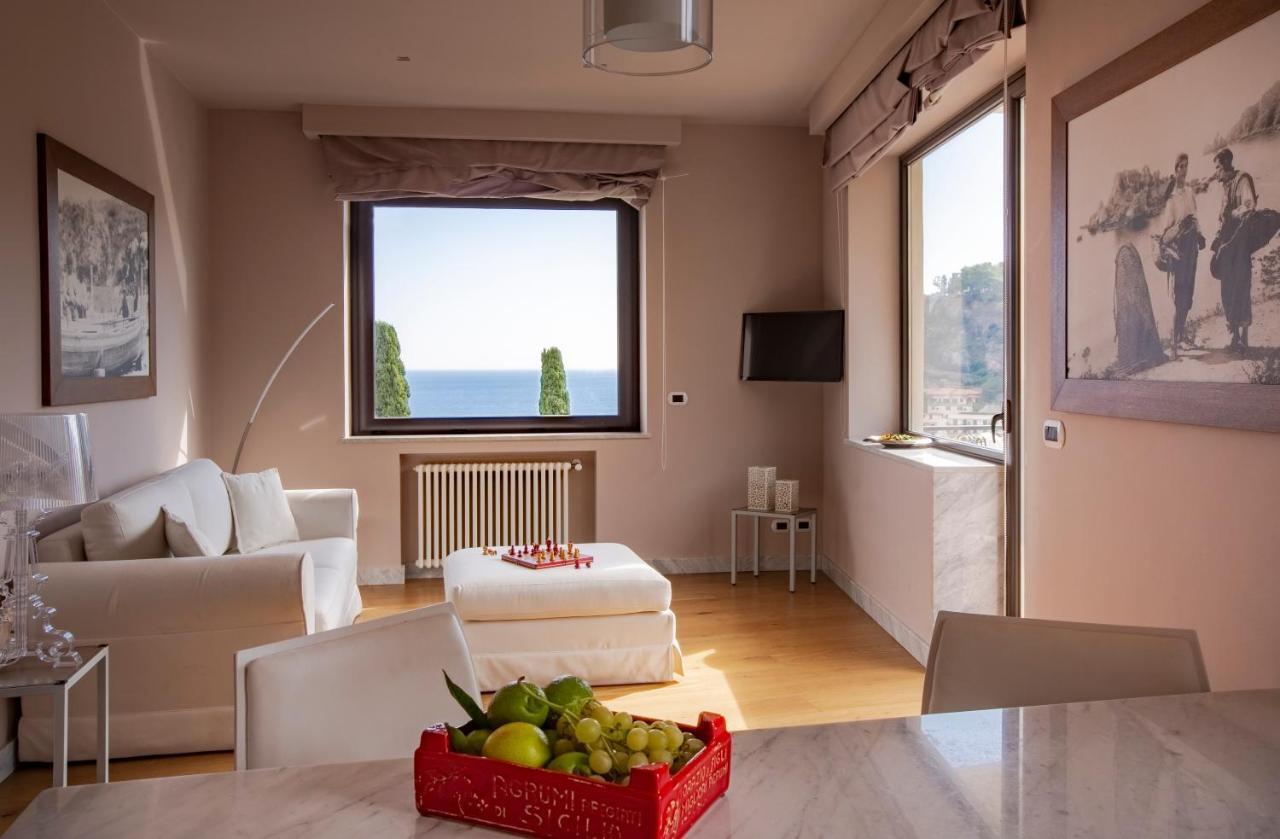 Fenetre Sur Le Blue Apartment Taormina Ngoại thất bức ảnh